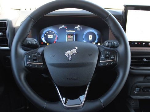 Used 2025 Ford Bronco Sport Outer Banks w/ Outer Banks Tech Package+ AWD/4WD image 20