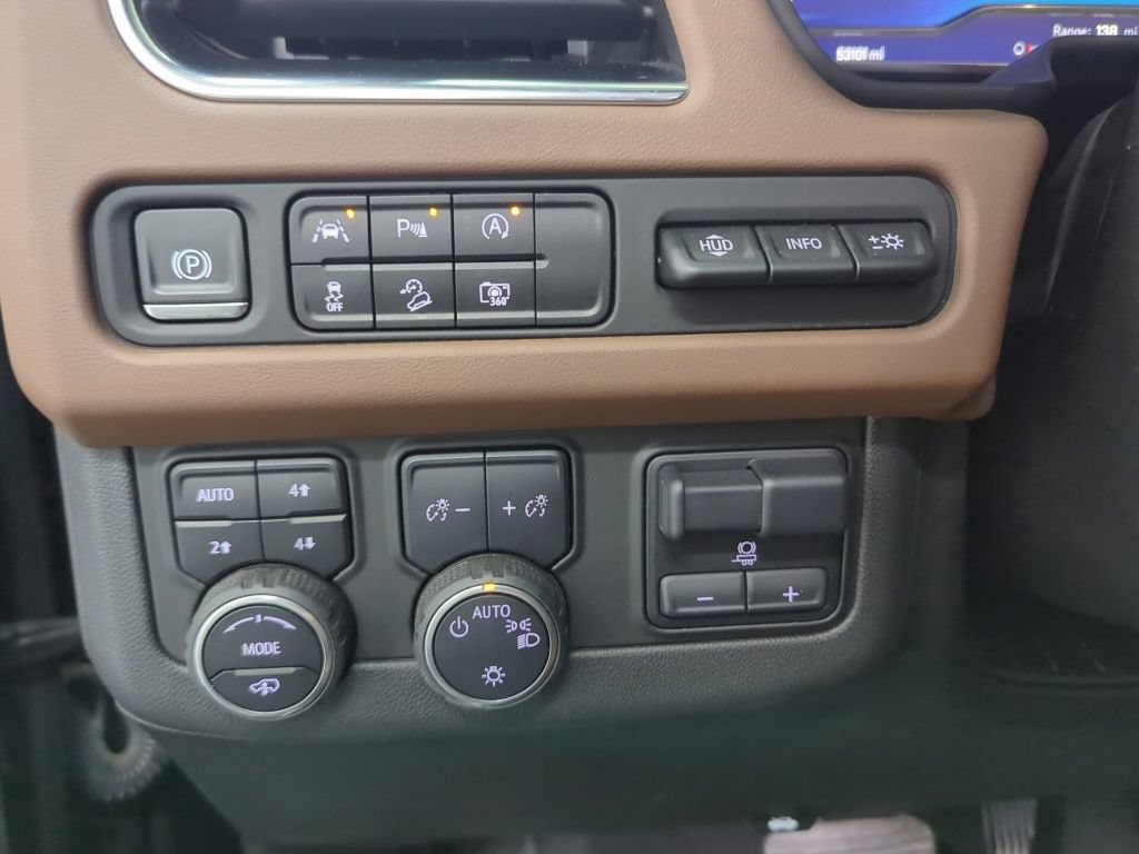 Used 2023 Chevrolet Tahoe High Country AWD/4WD image 11