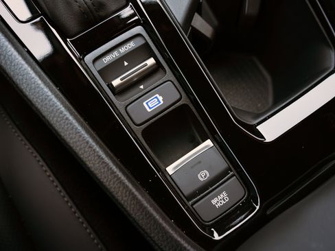 Used 2025 Honda Accord Sport image 28