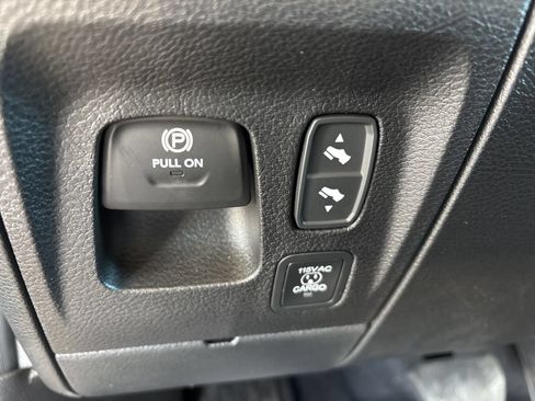 New 2026 RAM 1500 Limited AWD/4WD image 16