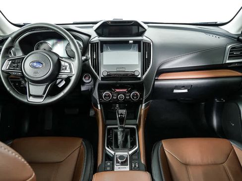 Used 2024 Subaru Forester Touring w/ Convenience Package image 18