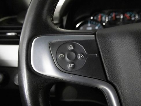 Used 2018 GMC Yukon SLE w/ SLE Value Package image 27