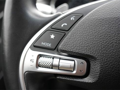 Used 2023 Genesis G80 2.5T image 13