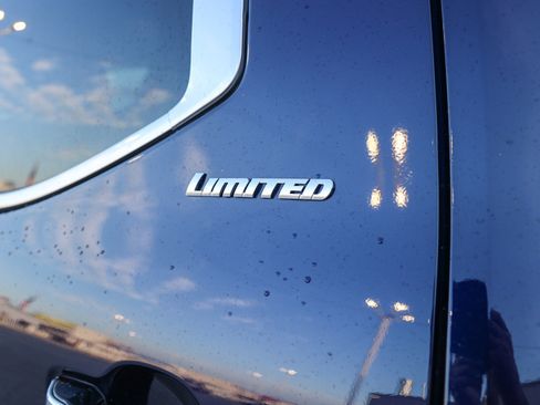 Used 2026 Toyota Tundra Limited w/ Power Package AWD/4WD image 15