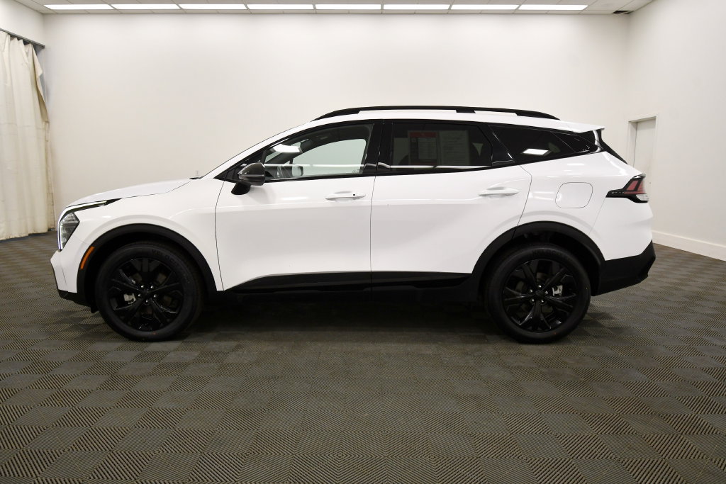 Certified 2025 Kia Sportage X-Line AWD/4WD image 4