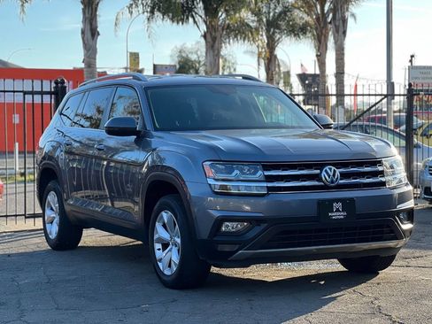 Used 2019 Volkswagen Atlas SE w/ Towing Package image 3