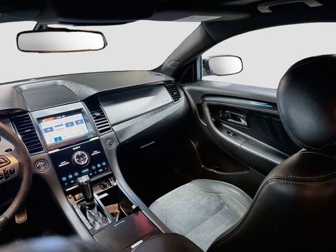 Used 2018 Ford Taurus SHO w/ Sho Performance Package AWD/4WD image 25