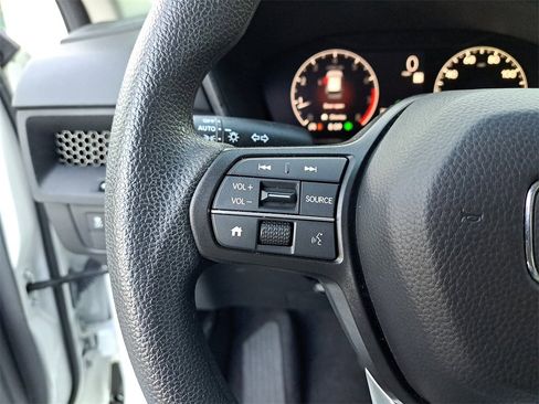 Used 2024 Honda CR-V LX image 19