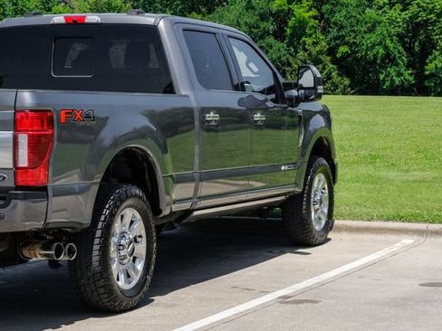 Used 2021 Ford F250 Platinum w/ FX4 Off-Road Package AWD/4WD image 13