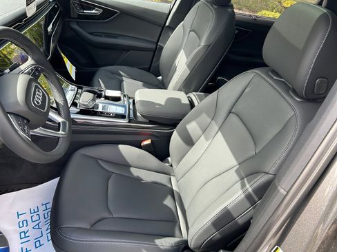 New 2025 Audi Q7 3.0T Premium Plus image 32