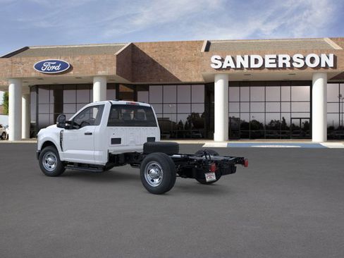 New 2025 Ford F350 XL image 5
