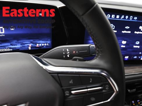 Used 2025 Chevrolet Tahoe LT image 13