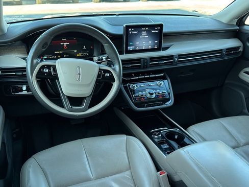 Used 2021 Lincoln Corsair Reserve image 7