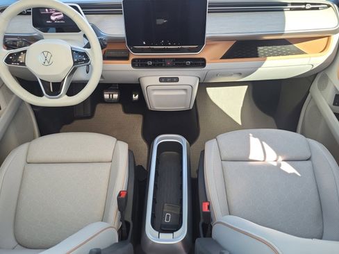 Used 2025 Volkswagen ID. Buzz 1st Edition image 21