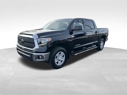 Used 2018 Toyota Tundra SR5 image 3