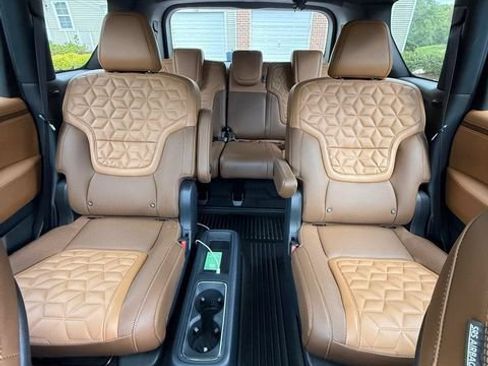 Used 2026 Nissan Armada Platinum Reserve AWD/4WD image 8