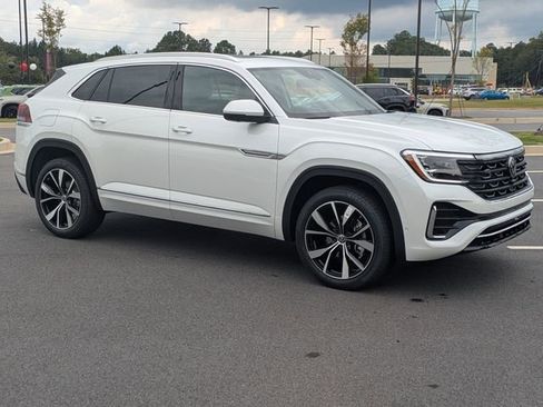 New 2026 Volkswagen Atlas Cross Sport SEL Premium R-Line AWD/4WD image 2