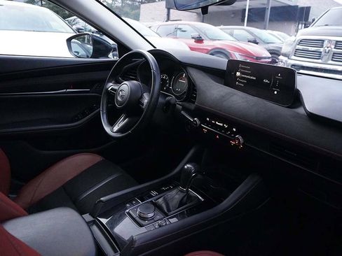 Used 2024 MAZDA MAZDA3 s image 28