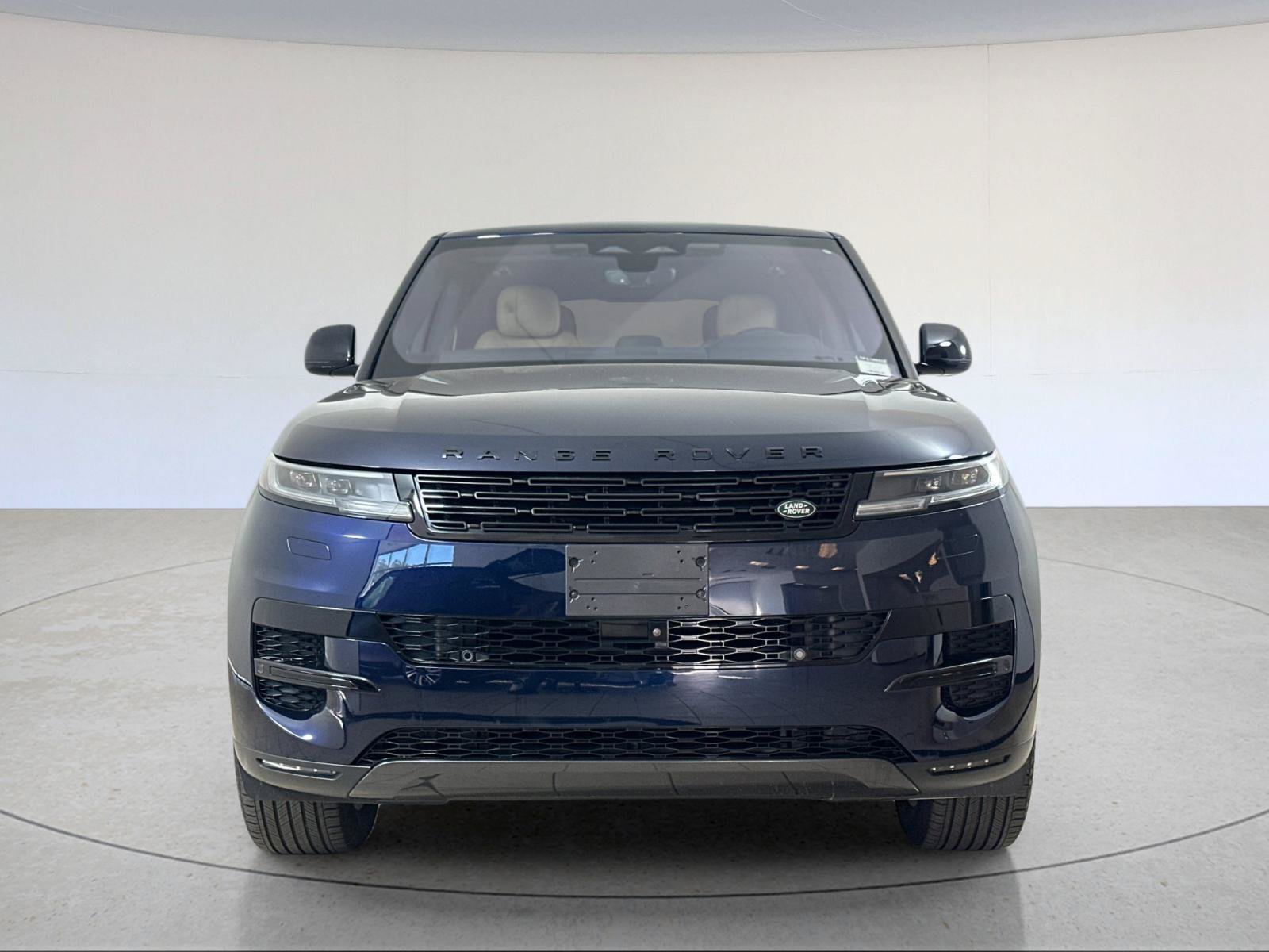 Used 2023 Land Rover Range Rover Sport SE AWD/4WD image 9
