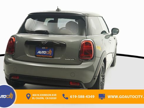 Used 2022 MINI Cooper SE image 9