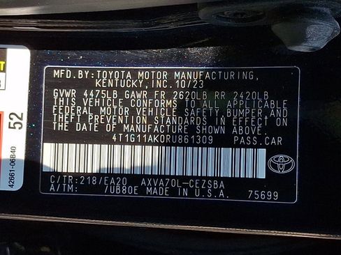 Used 2024 Toyota Camry SE FWD image 25