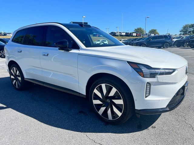 Certified 2025 Volvo EX90 Plus w/ Protection Package Premier AWD/4WD image 1