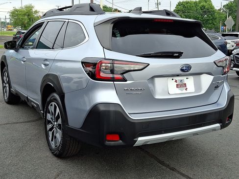 Certified 2024 Subaru Outback Limited AWD/4WD image 4