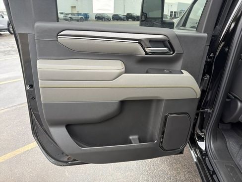 New 2026 Chevrolet Silverado 2500 ZR2 image 25