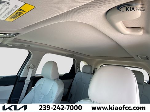 New 2026 Kia Sorento S w/ S Panoramic Sunroof Package image 23