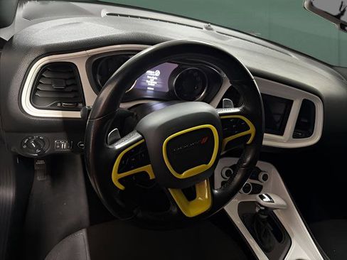 Used 2022 Dodge Challenger GT RWD image 17