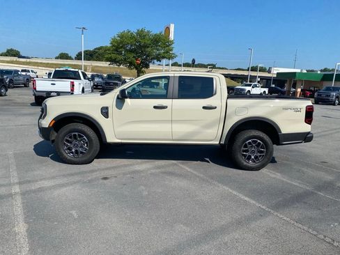Used 2025 Ford Ranger XLT w/ Equipment Group 301A High AWD/4WD image 4