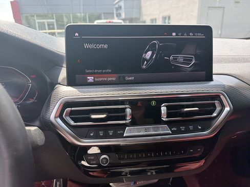 Used 2023 BMW X4 M40i w/ Parking Assistance Package AWD/4WD image 18
