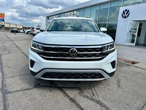 Certified 2023 Volkswagen Atlas SE FWD image 2