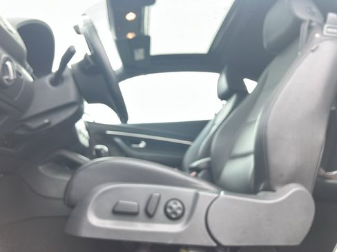 Used 2014 Volkswagen Eos FWD image 27