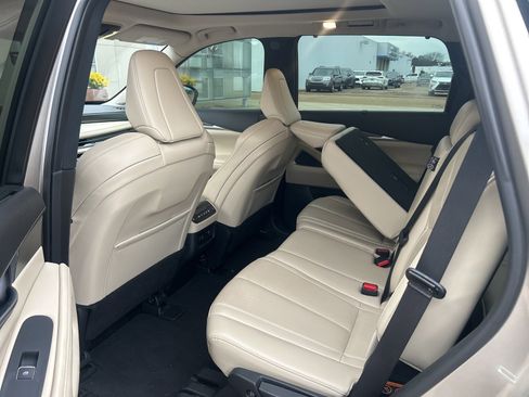 Used 2024 INFINITI QX60 Luxe w/ Vision Package image 15