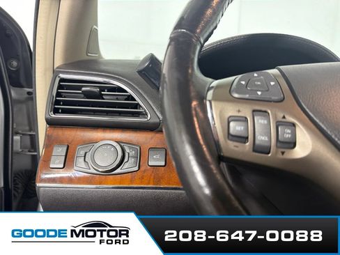 Used 2013 Lincoln MKX AWD image 13