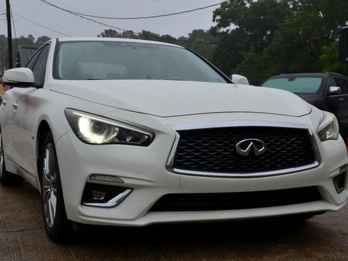 Used 2018 INFINITI Q50 Luxe RWD image 4