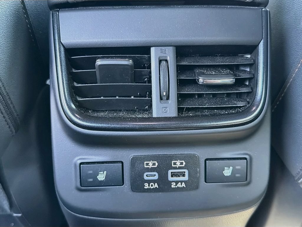 Used 2025 Subaru Outback Wilderness AWD/4WD image 27