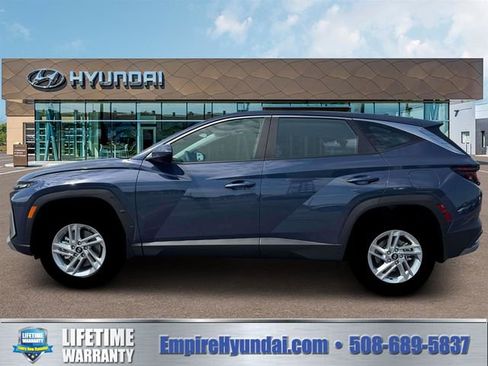 New 2026 Hyundai Tucson SE image 3