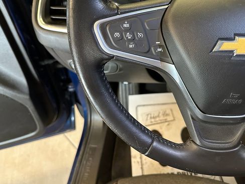 Used 2022 Chevrolet Equinox LT FWD image 11
