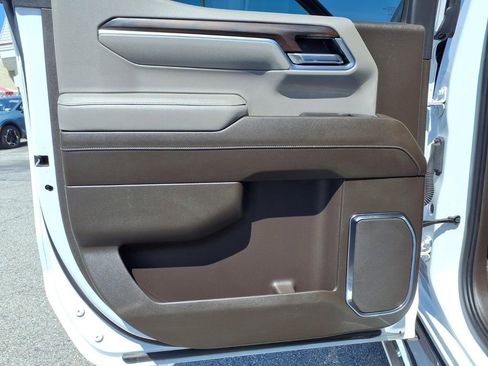 Used 2022 GMC Sierra 1500 SLT w/ SLT Premium Package image 21