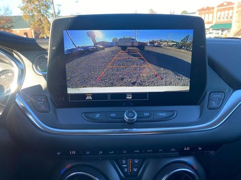 New 2025 Chevrolet Blazer LT w/ Driver Confidence Package FWD image 13