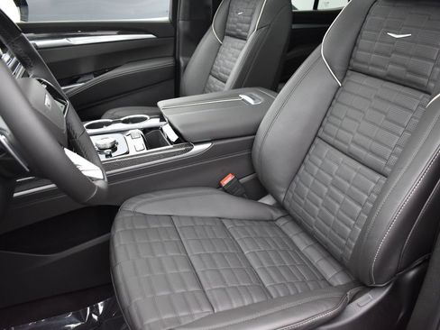 Certified 2026 Cadillac Escalade V w/ LPO, Onyx Lite Package AWD/4WD image 13