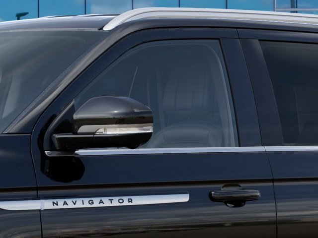New 2027 Lincoln Navigator Premiere RWD image 20