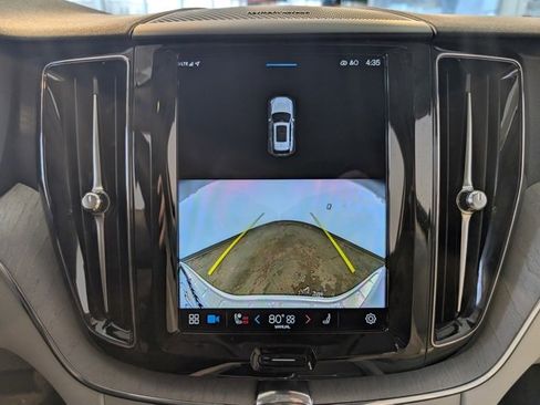 Used 2023 Volvo XC60 B5 Plus w/ Climate Package image 22