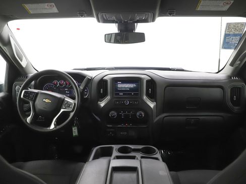 Used 2023 Chevrolet Silverado 2500 Custom w/ Custom Convenience Package AWD/4WD image 13