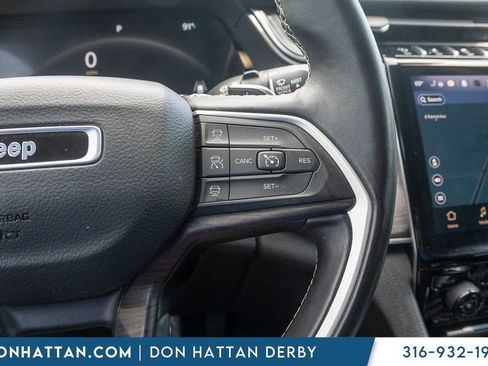 Used 2022 Jeep Grand Cherokee Limited AWD/4WD image 16