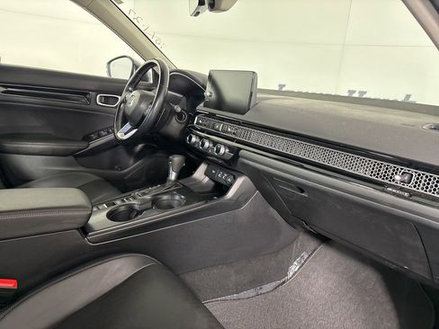 Used 2024 Honda Civic Touring image 29