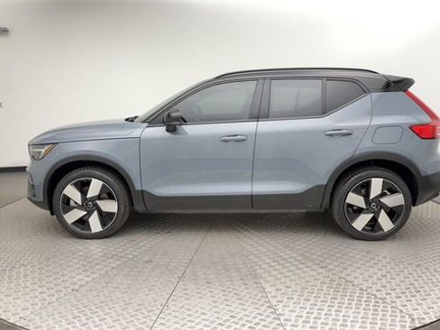 Certified 2023 Volvo XC40 Recharge Ultimate w/ Protection Package Premier image 5