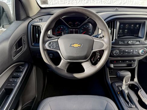 Used 2019 Chevrolet Colorado W/T w/ WT Convenience Package image 28